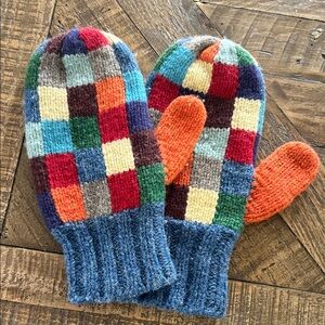 3M Thinsulate Multicolor Mittens